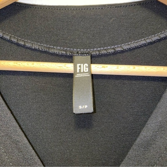 Fig Clothing Black fitted Dress above the knee length  made in Canada - Picture 4 of 6